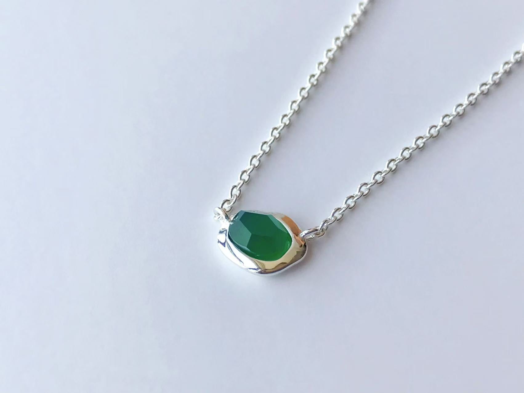 Aquamarine Glow Necklace
