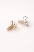 Balance Bar Pearl Ear Cuff