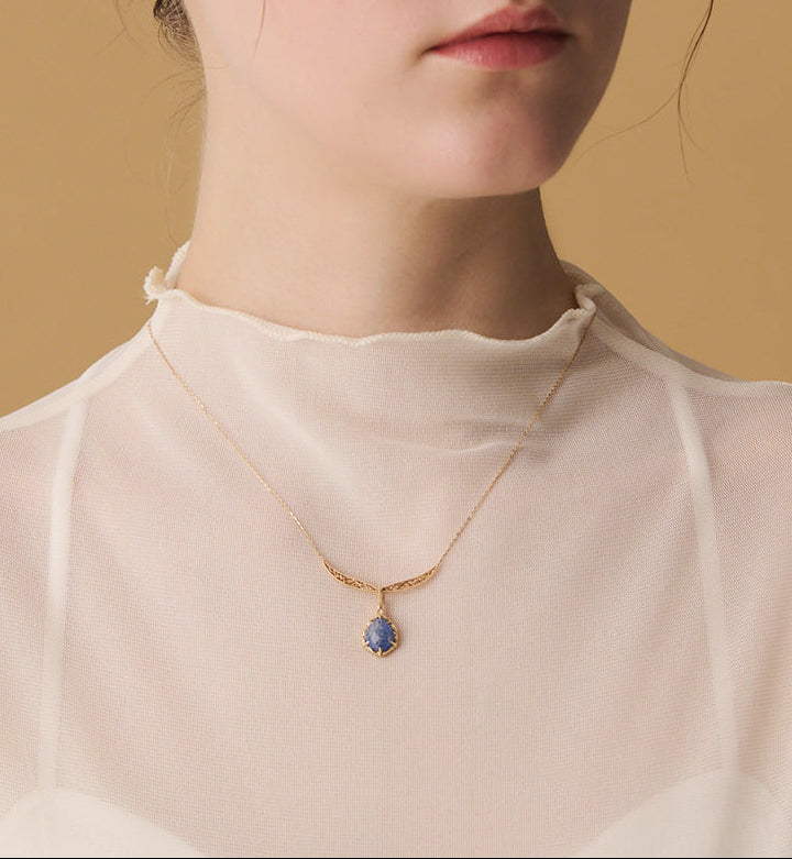 Reversible natural labradorite teardrop pendant in vintage gold-tone claw setting, 20.48mm statement necklace by Gembee Jewellery