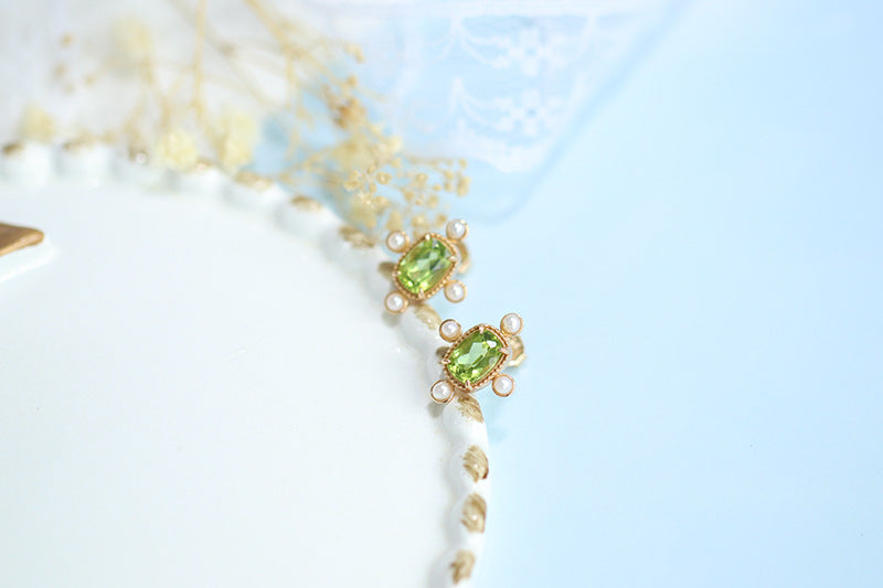 Natural Freshwater Pearl & Peridot Vintage Stud Earrings