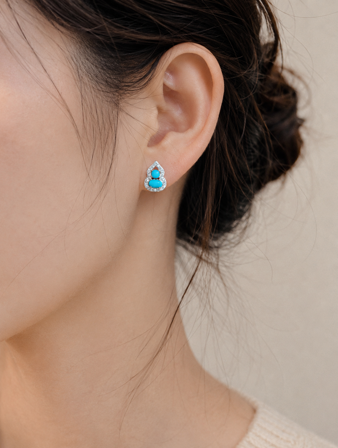 Sleeping Beauty Turquoise Gourd Stud Earrings