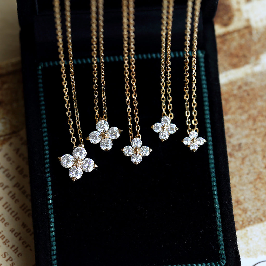 Shining Star Moissanite Clover Necklace