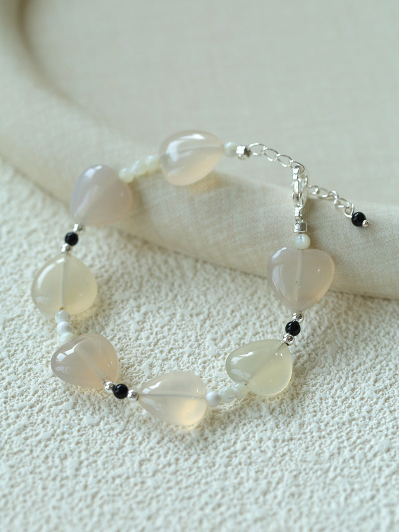 Tendresse White Agate Heart Bracelet — Silver Plated