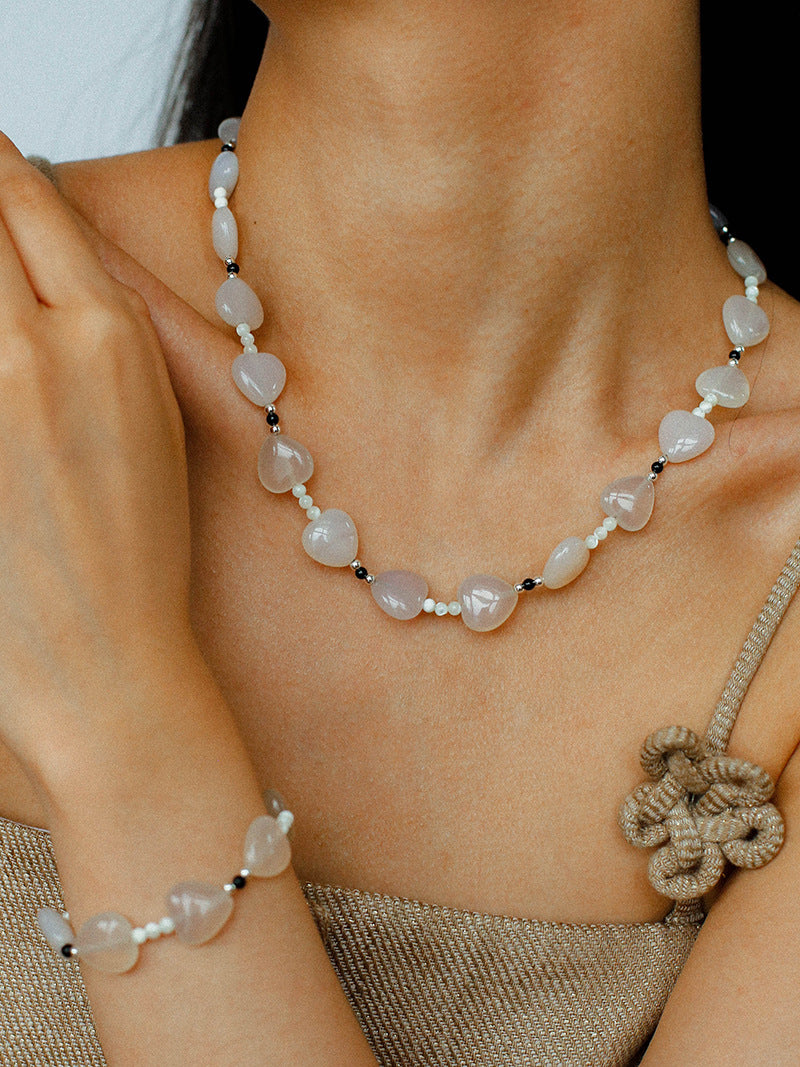 Tendresse White Agate Heart Bracelet — Silver Plated