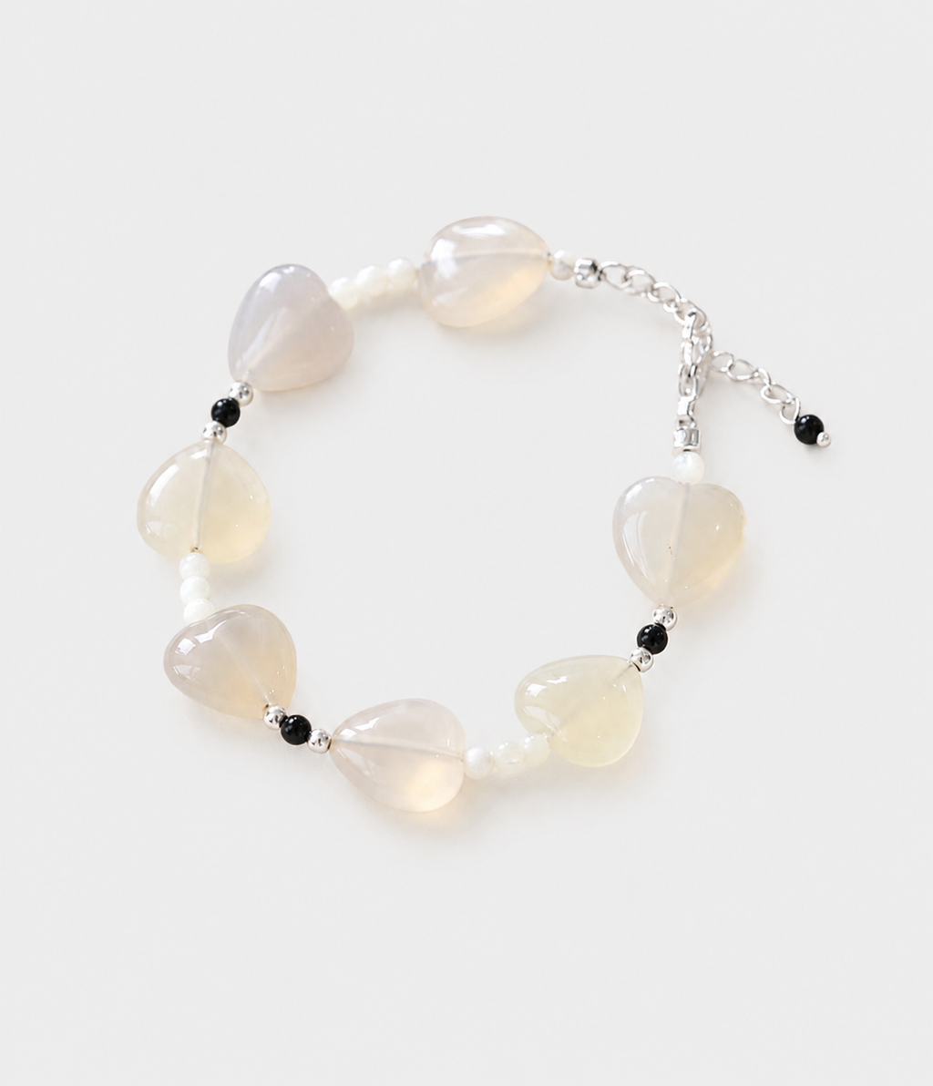 Tendresse White Agate Heart Bracelet — Silver Plated