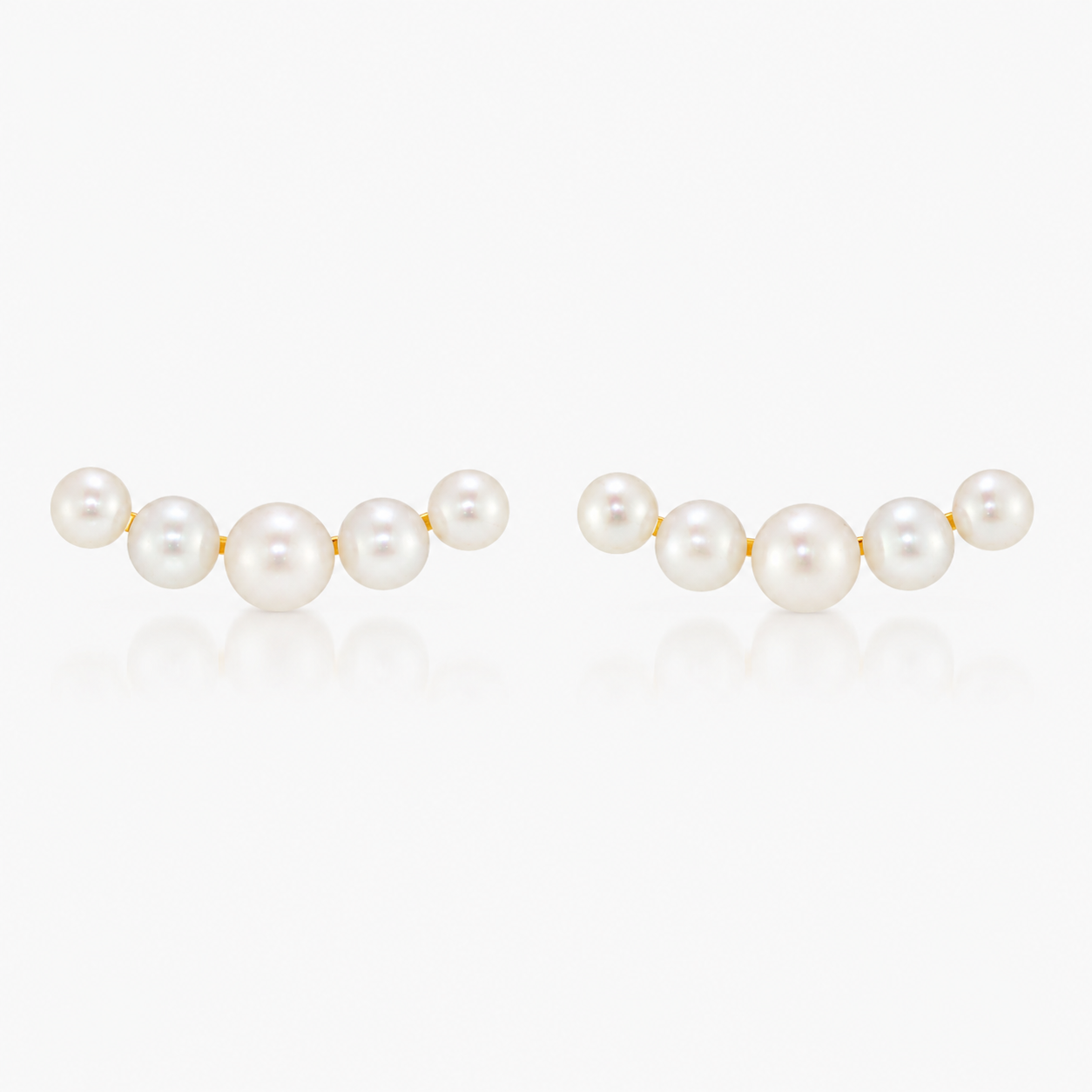 Smiling Freshwater Pearl Stud Earrings｜925 Sterling Silver with 10K Gold Plating